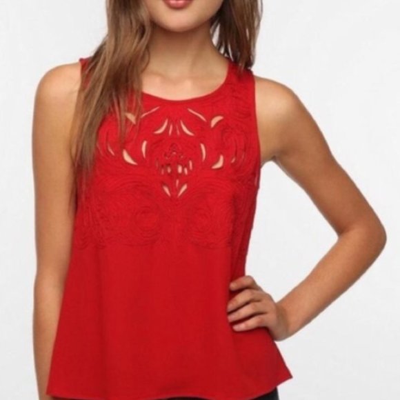 Urban Outfitters Pins and Needles Red Eyelet Tank Top Small - Picture 1 of 11
